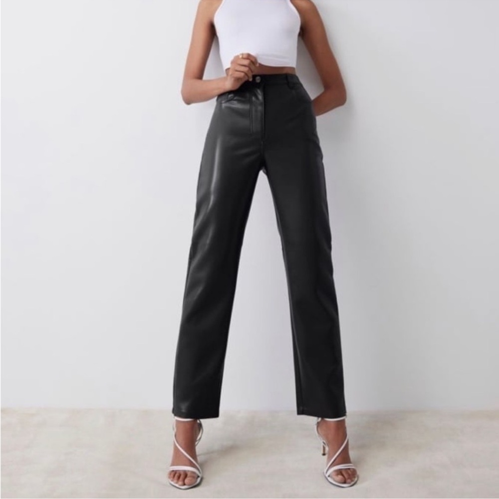 Aritzia Wilfred The Melina™ Pant High-Waisted Vegan Leather Pants Size 2